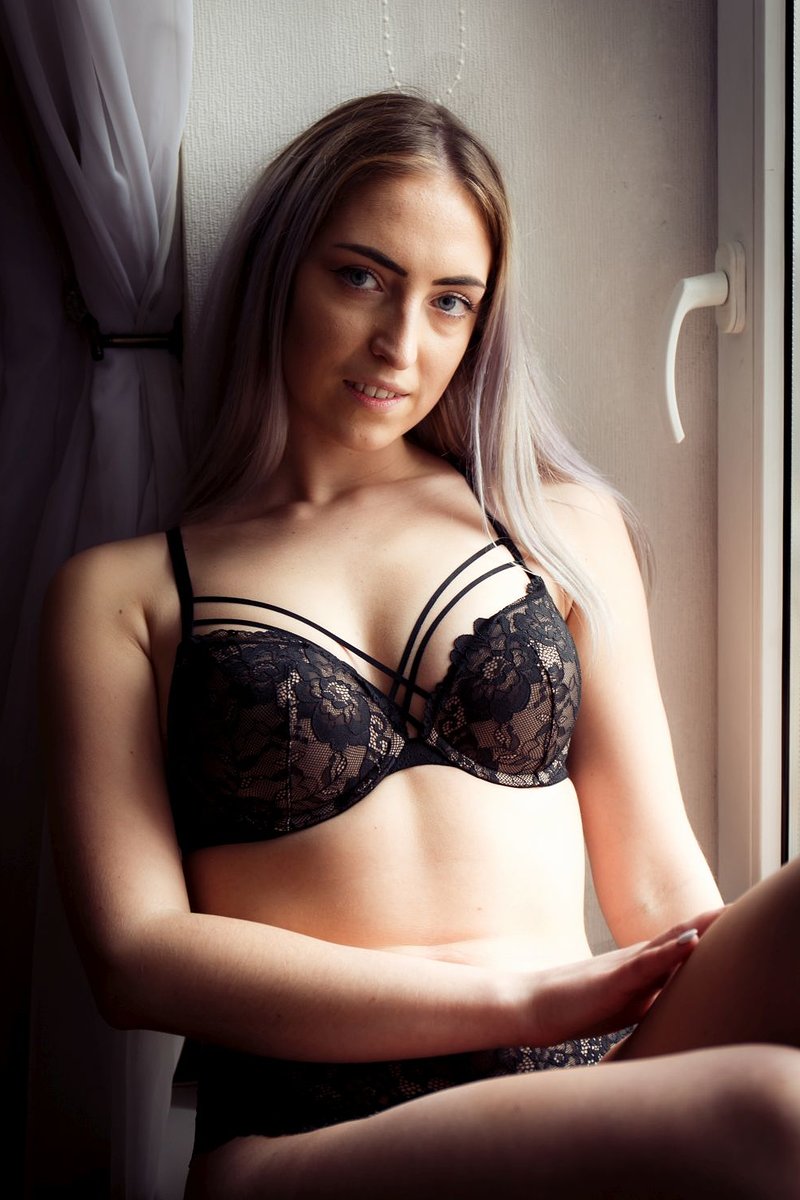 Алиса, 22